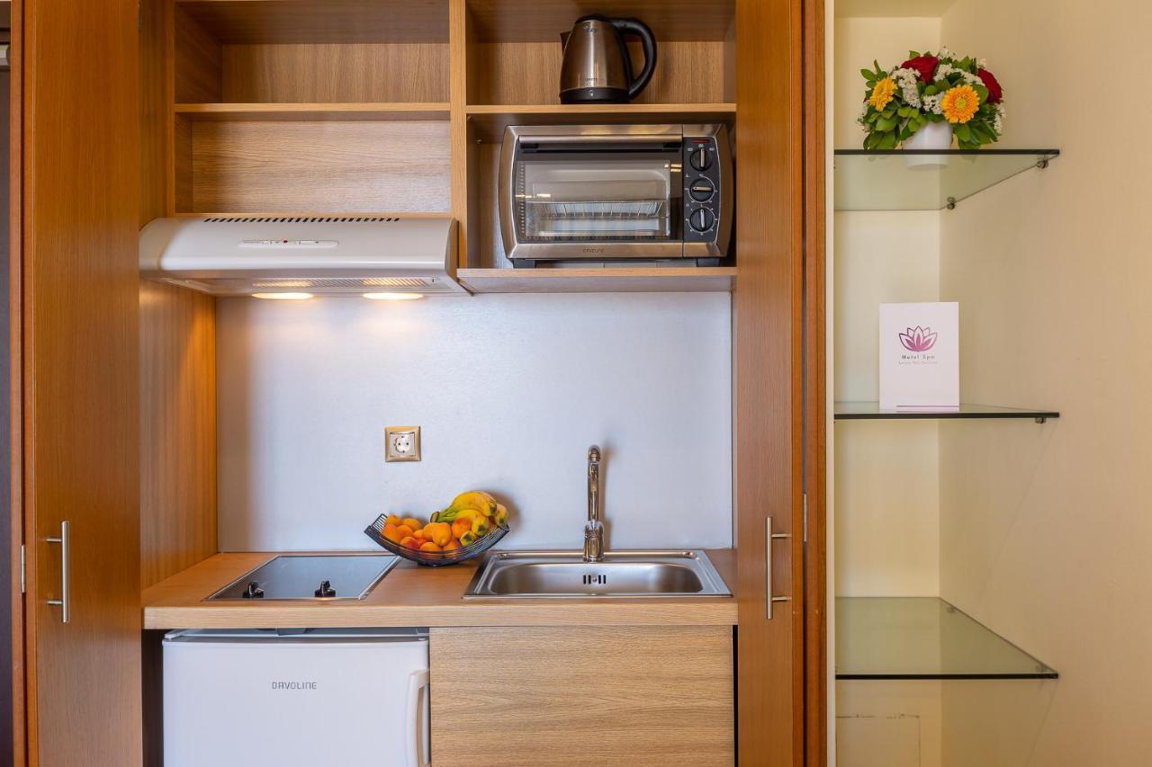 Oasis Hotel Apartments Athene Buitenkant foto